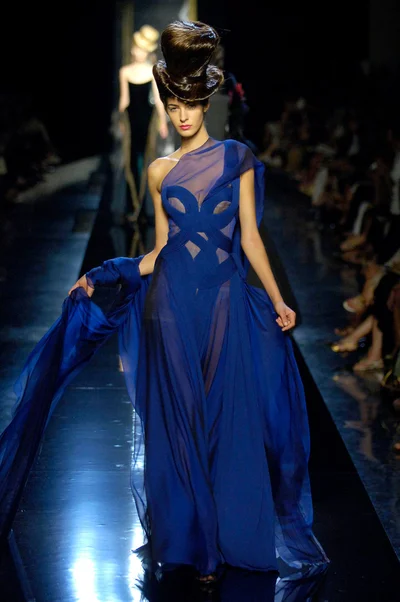 Look 29
